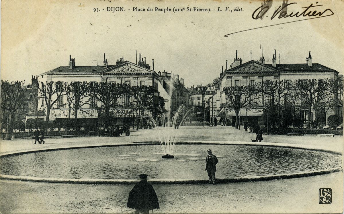 94. - DIJON - Place du Peuple (anc. St-Pierre). - L.V., édit.