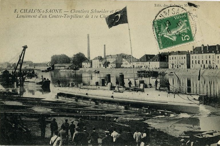 8. CHALON-S-SAONE - Chantiers Schneider et Cie / Lancement d'un Contre-Torpilleur de 1re Classe