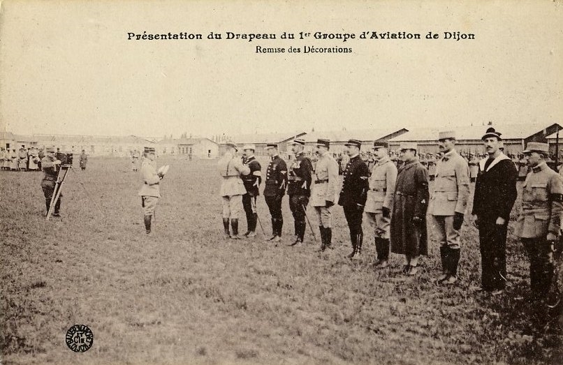 Présentation du Drapeau du 1er groupe d'aviation de Dijon