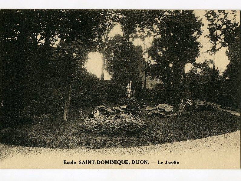 Ecole  SAINT-DOMINIQUE, DIJON - Le jardin