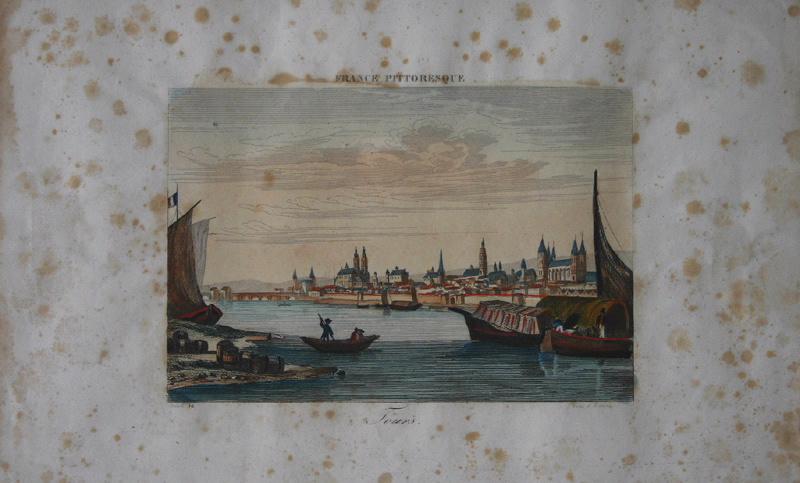La France pittoresque : Vue de Tours, avec berge et bateaux au premier plan