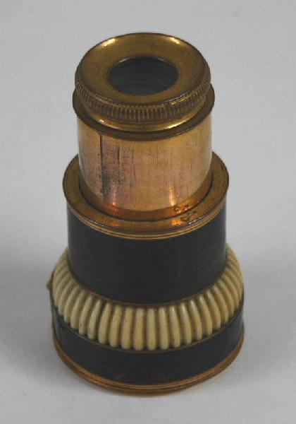Lorgnette d'opéra en écaille et ivoire
