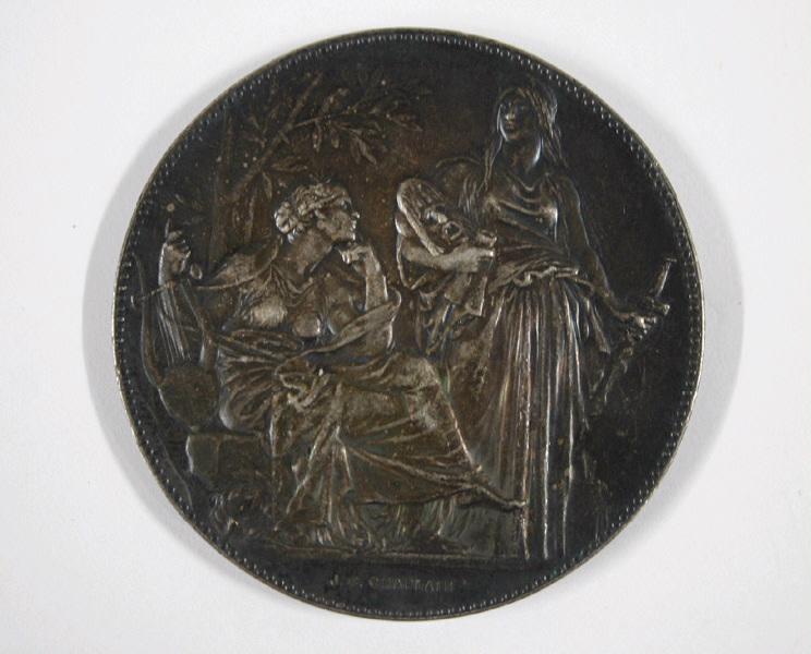 Médaille du Conservatoire national de musique, second prix de piano remis à Marthe Gresseler (épouse d'Emile Loiseau)