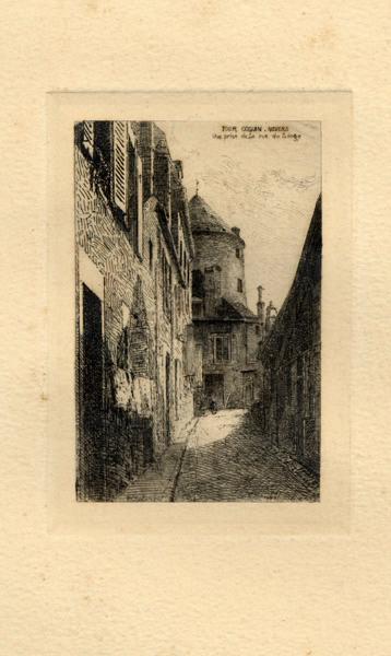 Tour Goguin Nevers vue prise de la rue du Singe