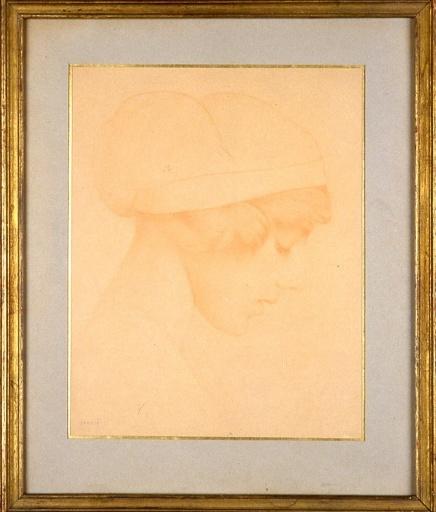 Tête de jeune fille coiffée d'un bonnet