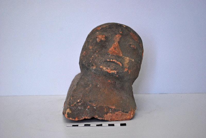 Tête anthropomorphe