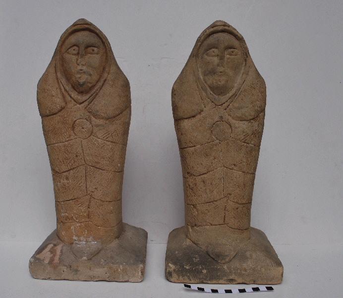Enfant emmailloté ou ex-voto de malade