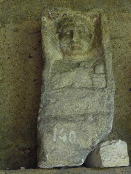 Stèle à inscription AES IAE