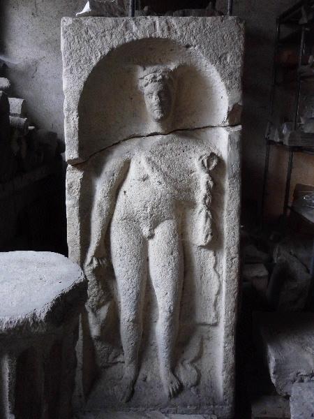 Stèle dédiée à Mercure