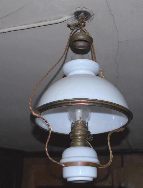 Suspension en opaline, verre, cuivre et laiton