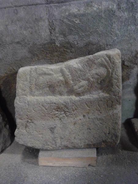Stèle masculine et CAT/////IVVSSI