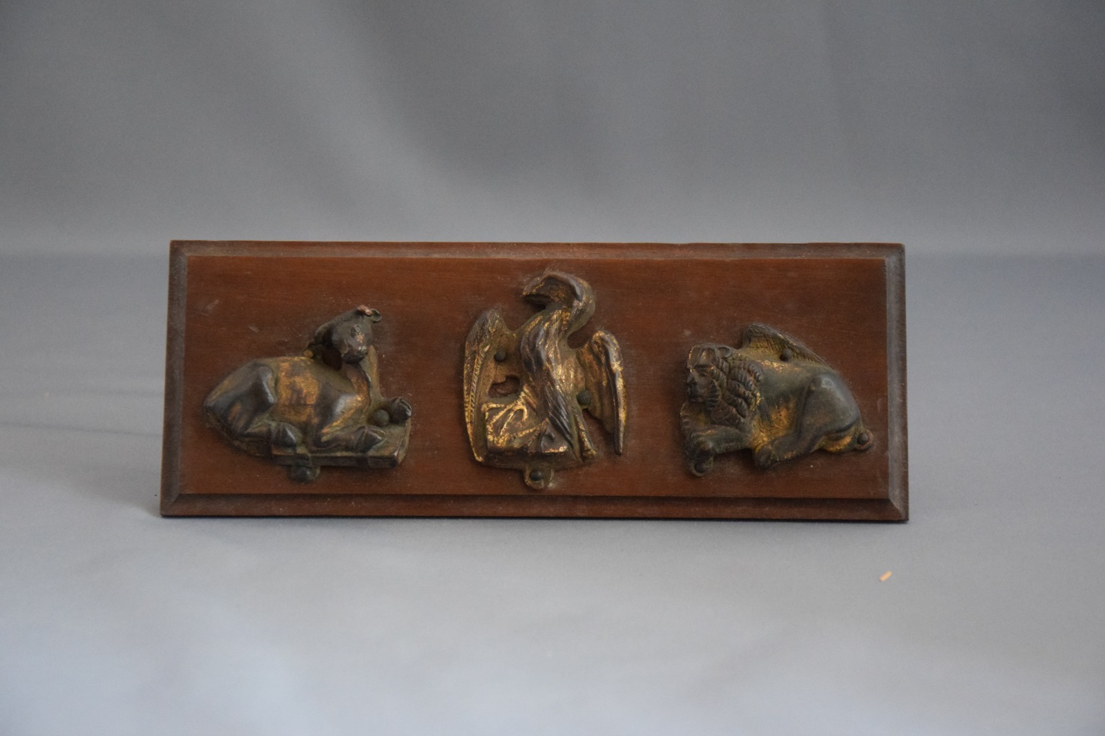 Le Boeuf, l'Aigle et le Lion