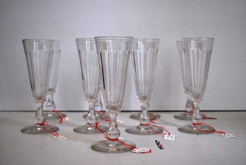 Service de neuf flutes