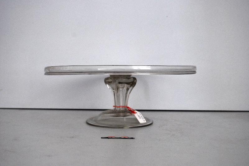 Coupe ou présentoir à gâteau