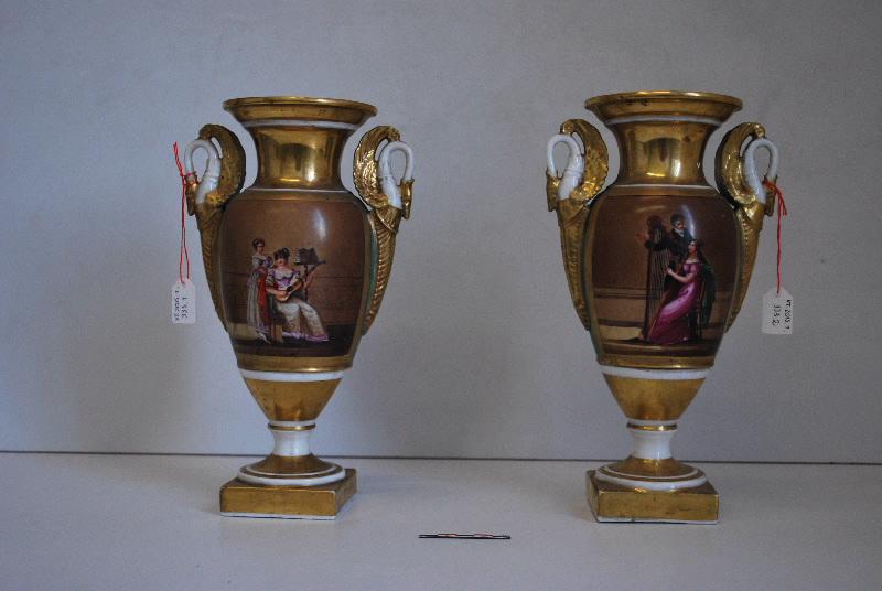 Paire de vases étrusques turpin