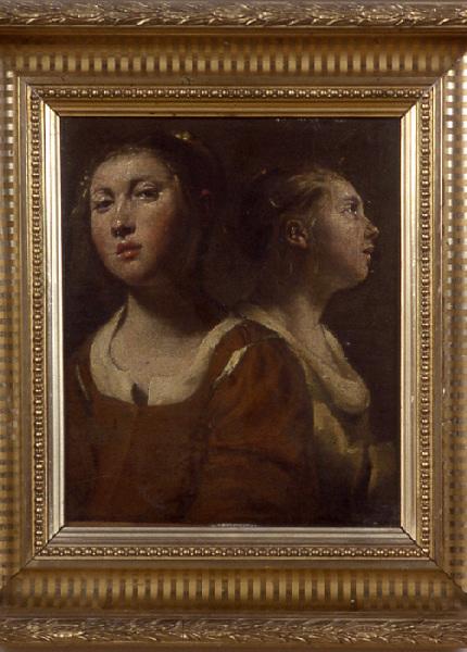 Têtes de jeunes femmes