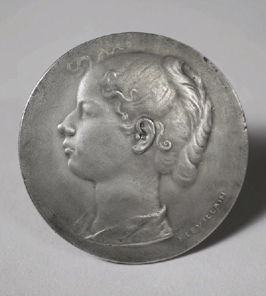 Tête de jeune fille