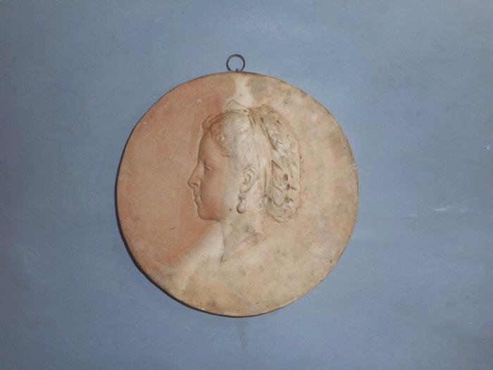 Tête de jeune fille