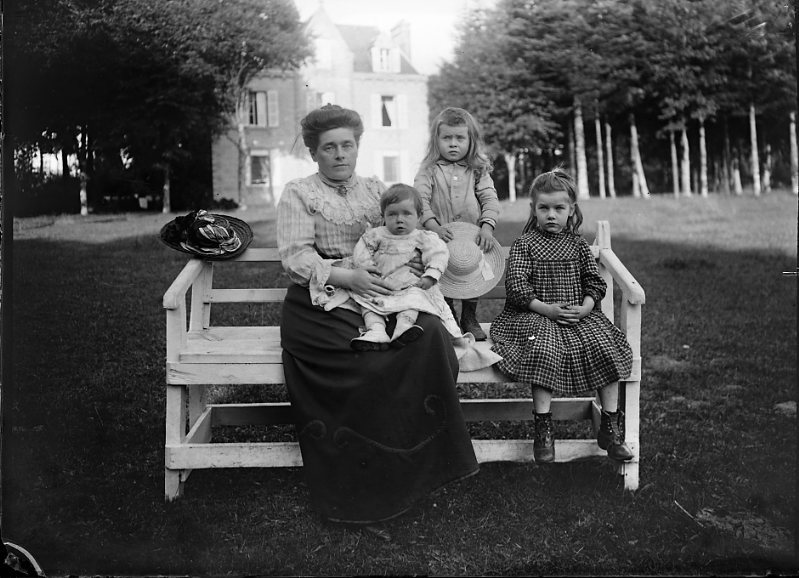 Anne et 3 petits