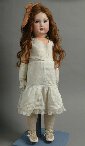 Bébé jumeau fillette