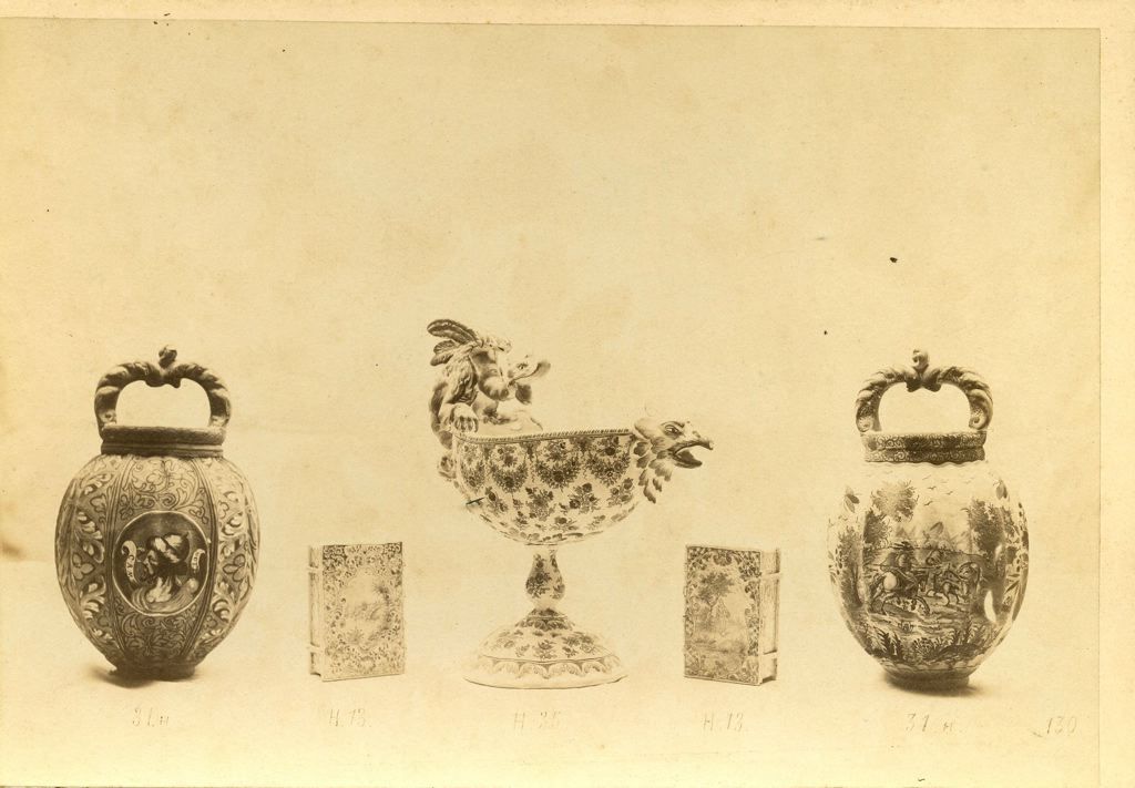 Ensemble de faïences