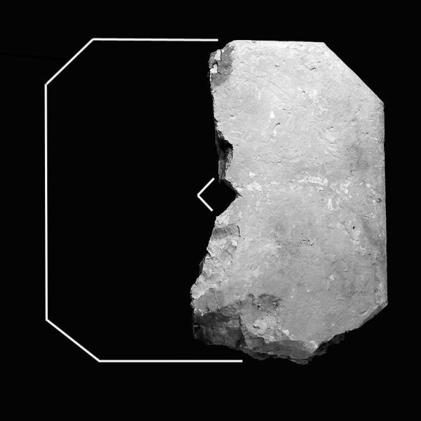 Chapiteau portant le chevalier