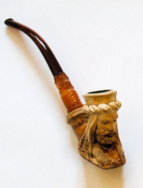 Pipe représentant un vieil homme