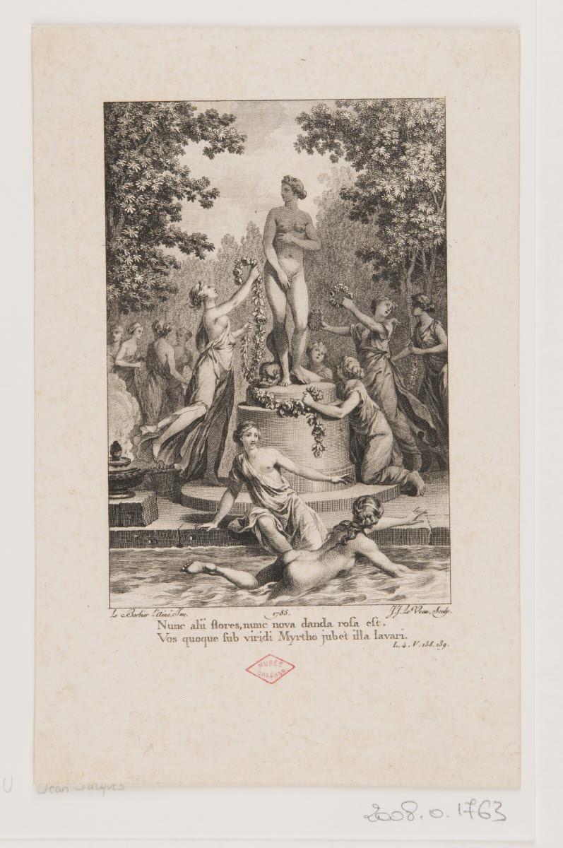 Des femmes garnissant de fleurs une statue de Vénus