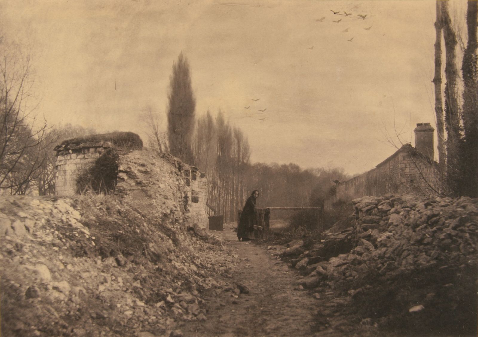Troyes, le passage du Noyer-aux-Enfants après le déblai des terres, effet de nuit