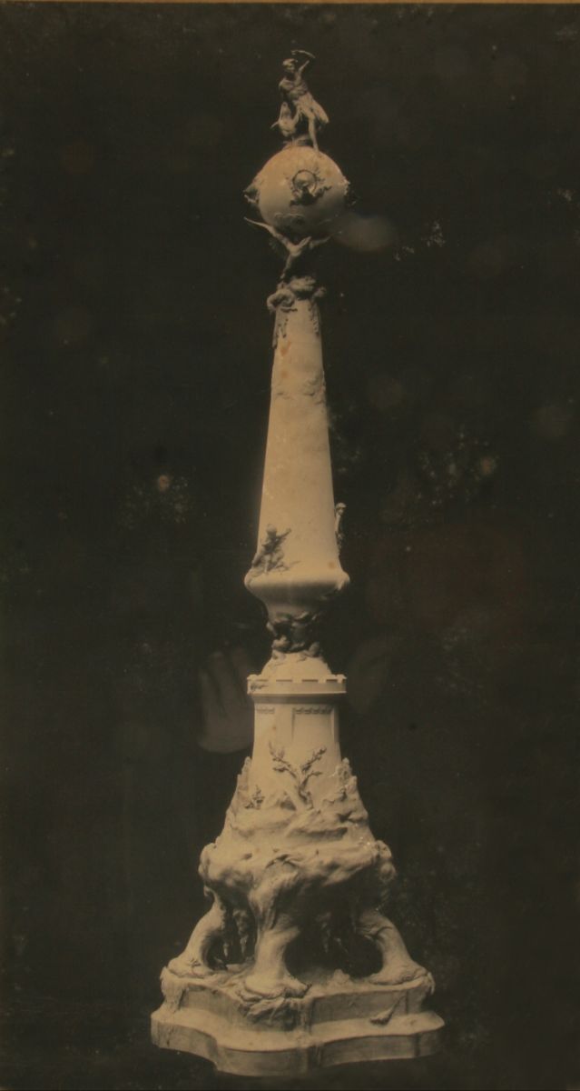 Colonne lumineuse, La Nature