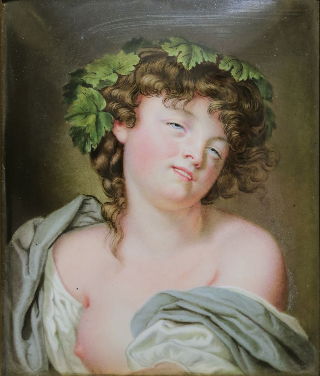 Femme en buste coiffée de feuilles de vigne