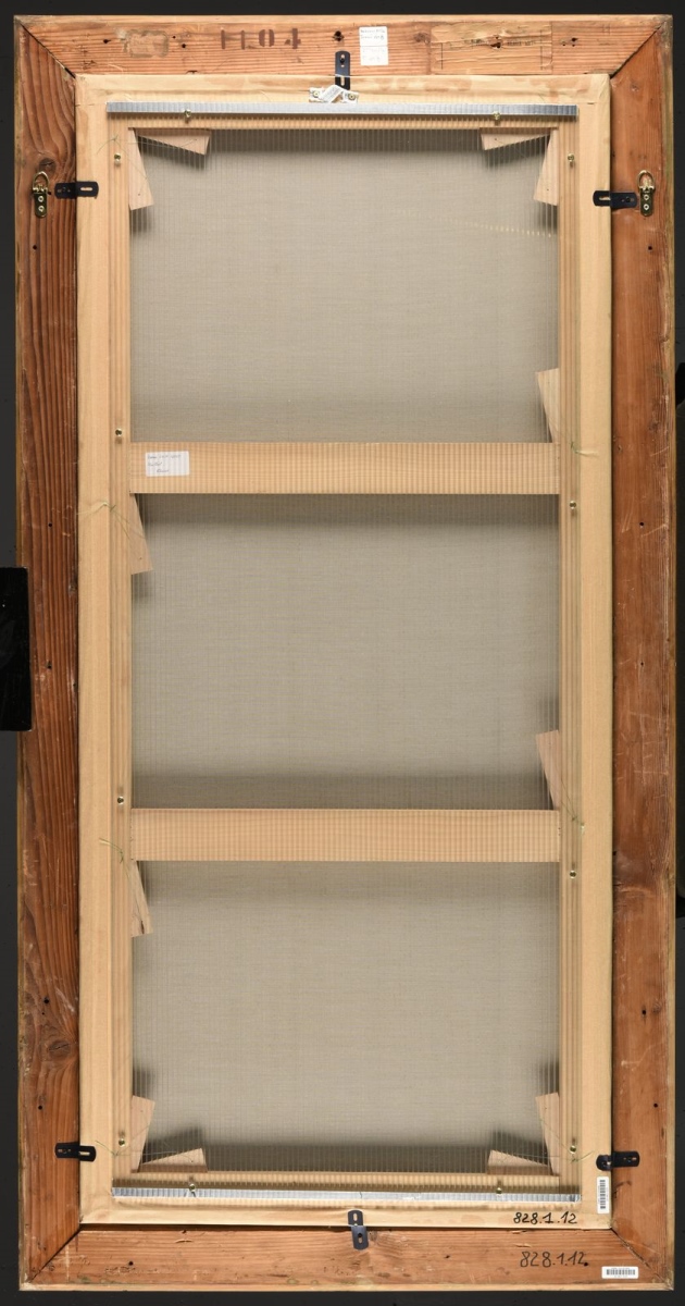 Fleurs dans un vase en bronze