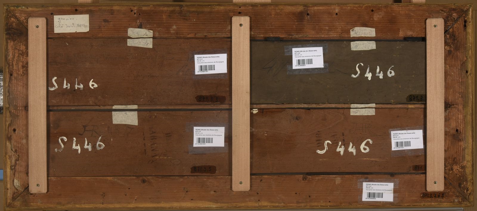 Vue prise aux environs de Bourgogne