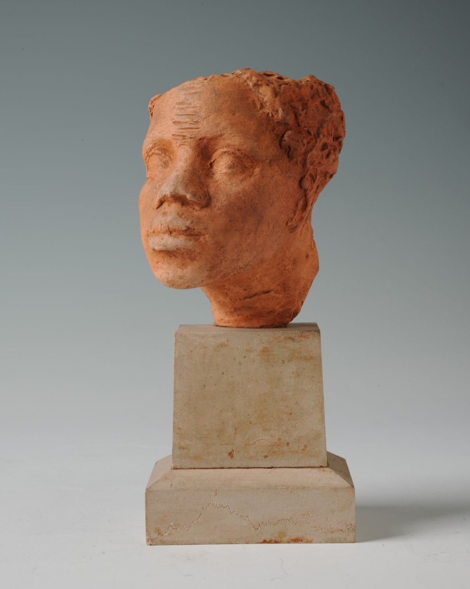 Afrique ; L'Afrique (Maquette du Monument Union Postale Universelle)