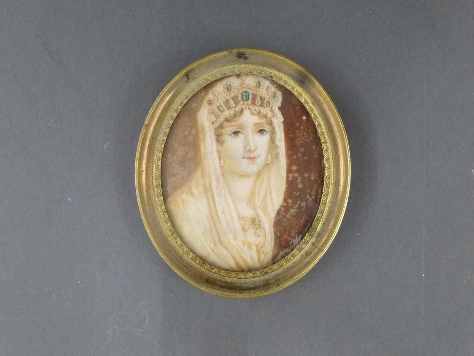 Portrait de femme anonyme ; Portrait de l'impératrice Marie-Louise ; miniature