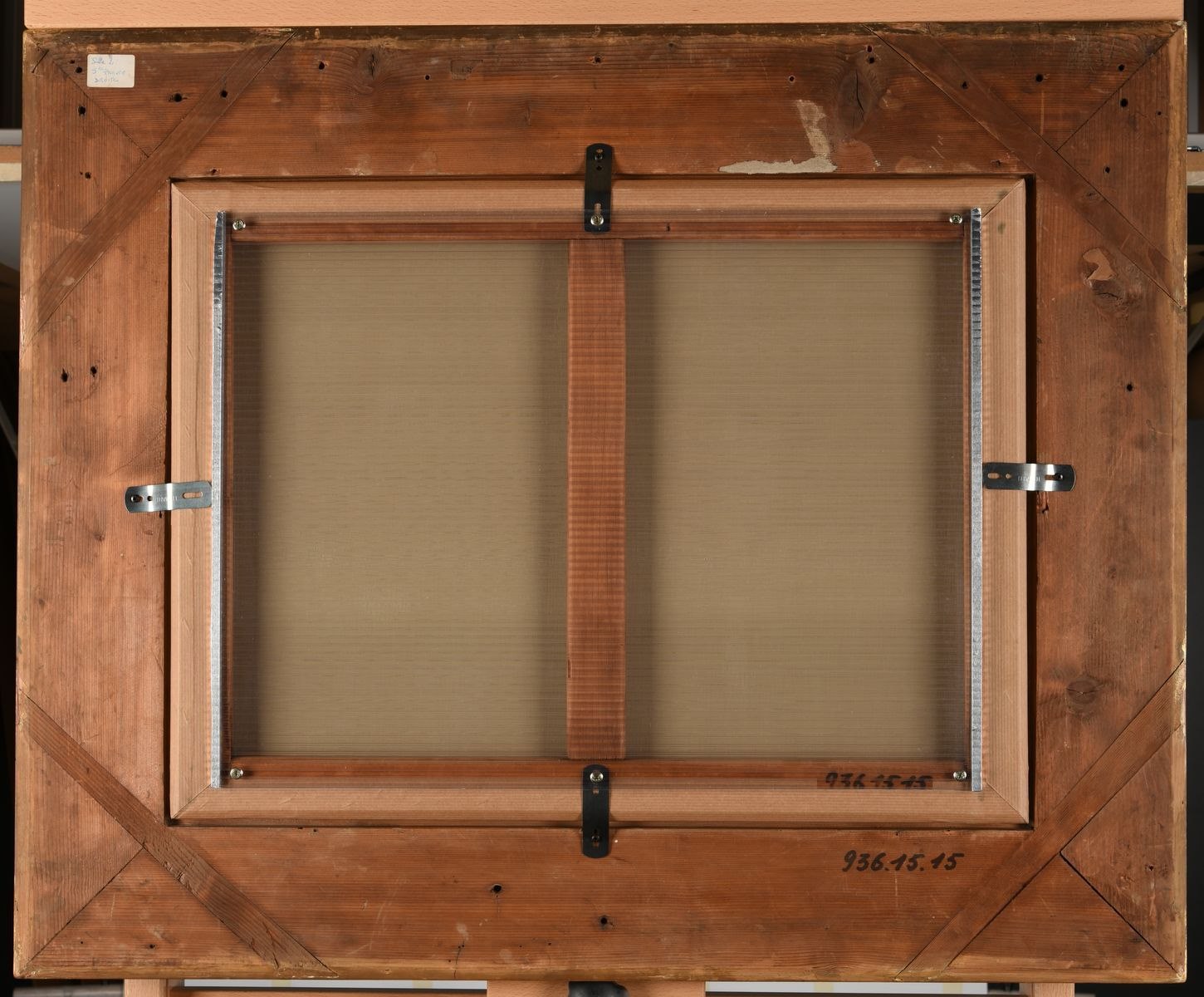 Tronc d'arbre coupé avec ses racines