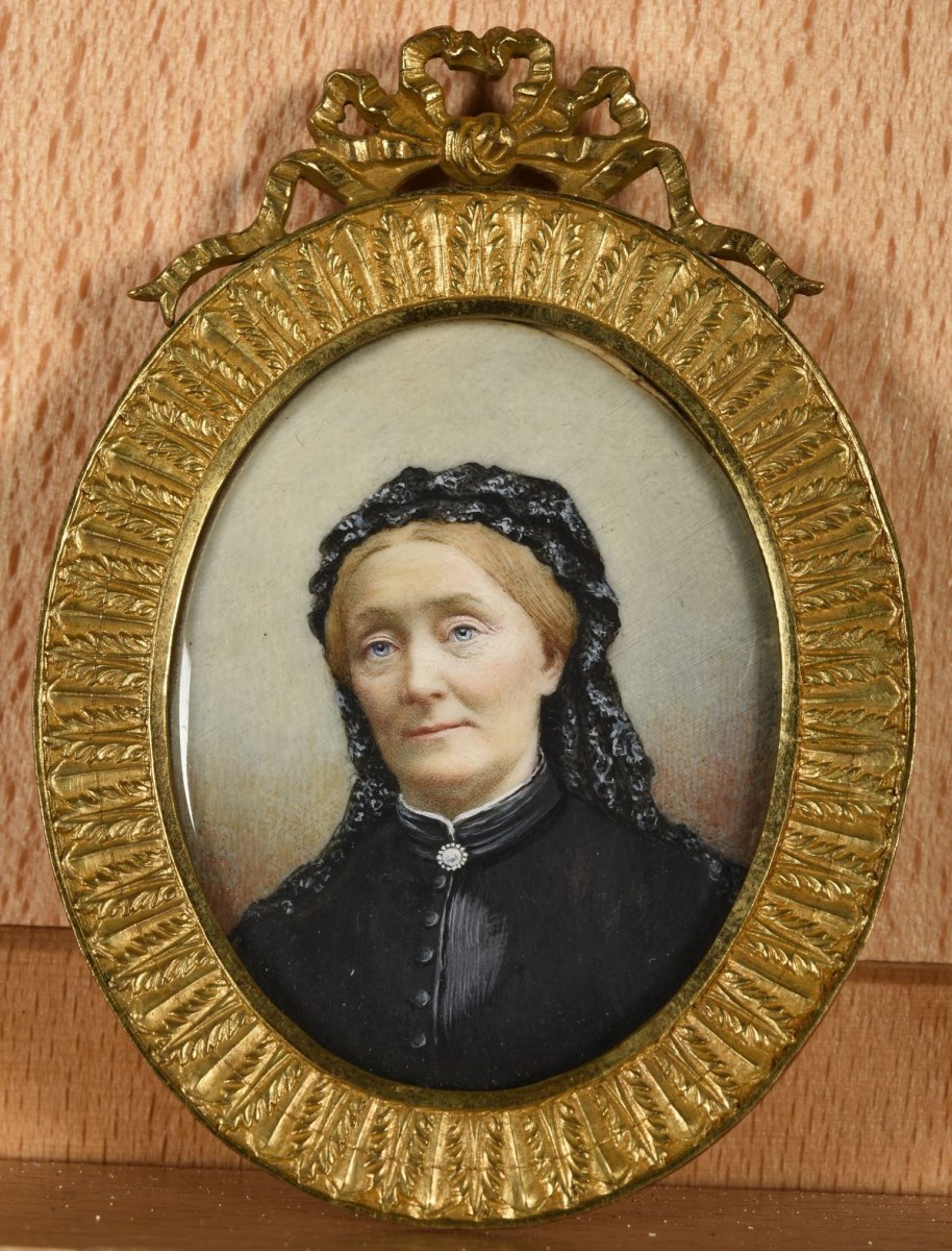 Madame Pommery ; Portrait de femme anonyme ; miniature