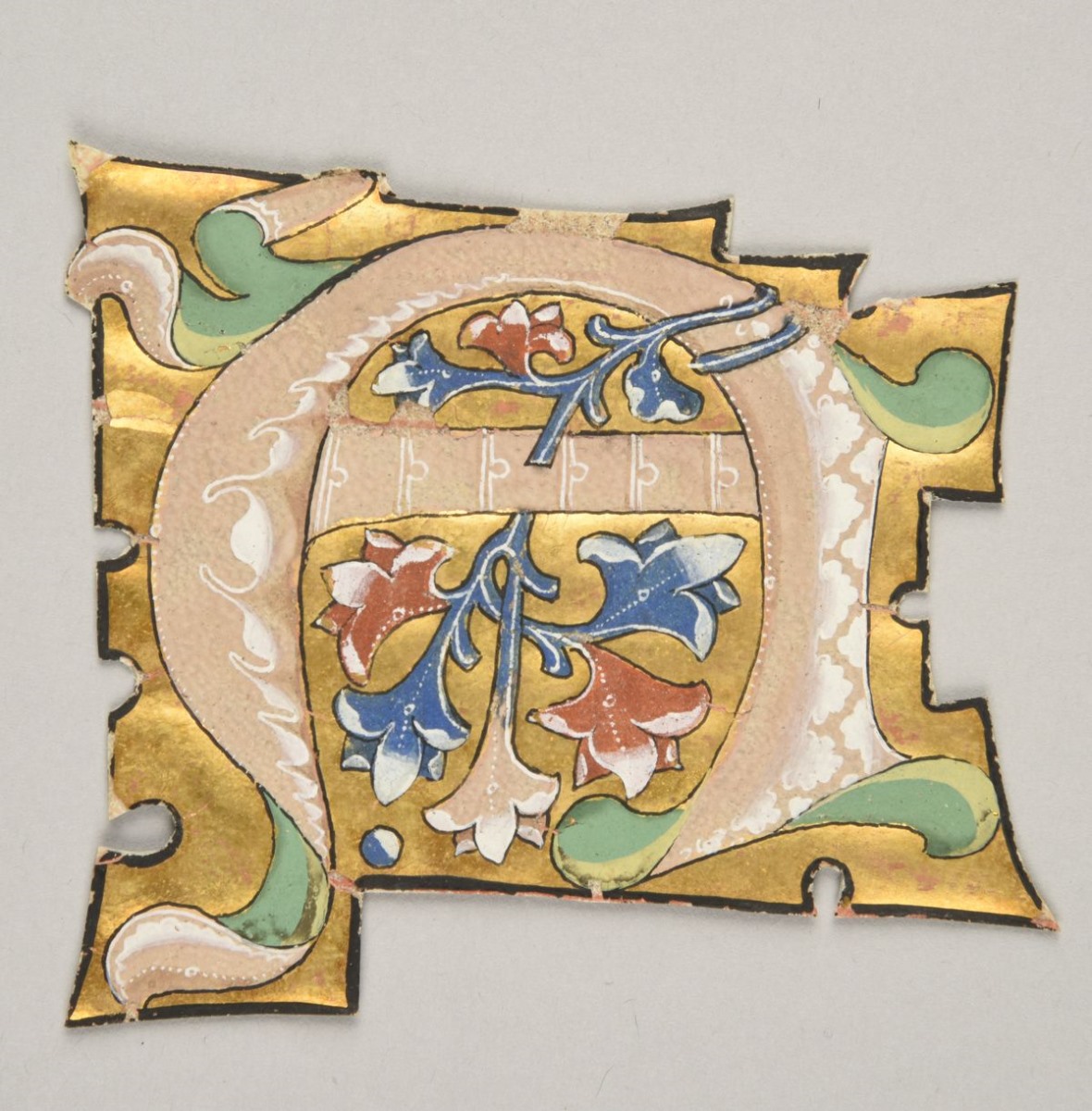 Lettre A ; Série C ; Lettre fleuronnée sur or (titre publié) ; Lettre ornée (titre inscrit à l'inventaire) ; Antiphonaire