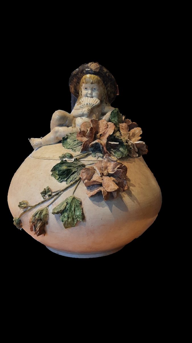 Pot à décor floral