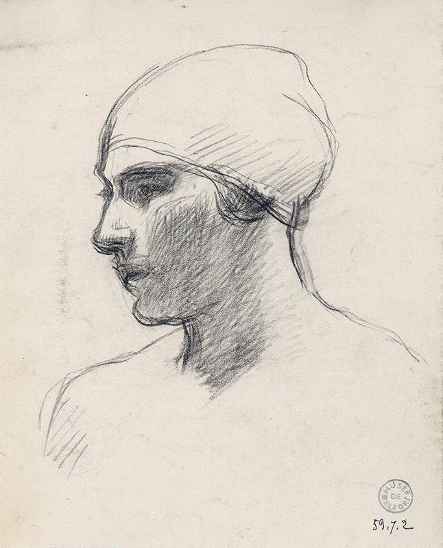 Tête de jeune femme au bonnet de bain