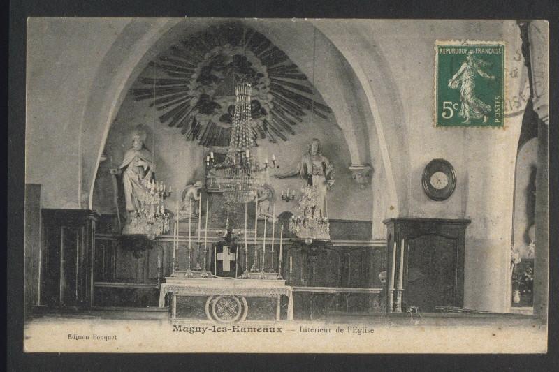 MAGNY-LES-HAMEAUX : intérieur de l'église