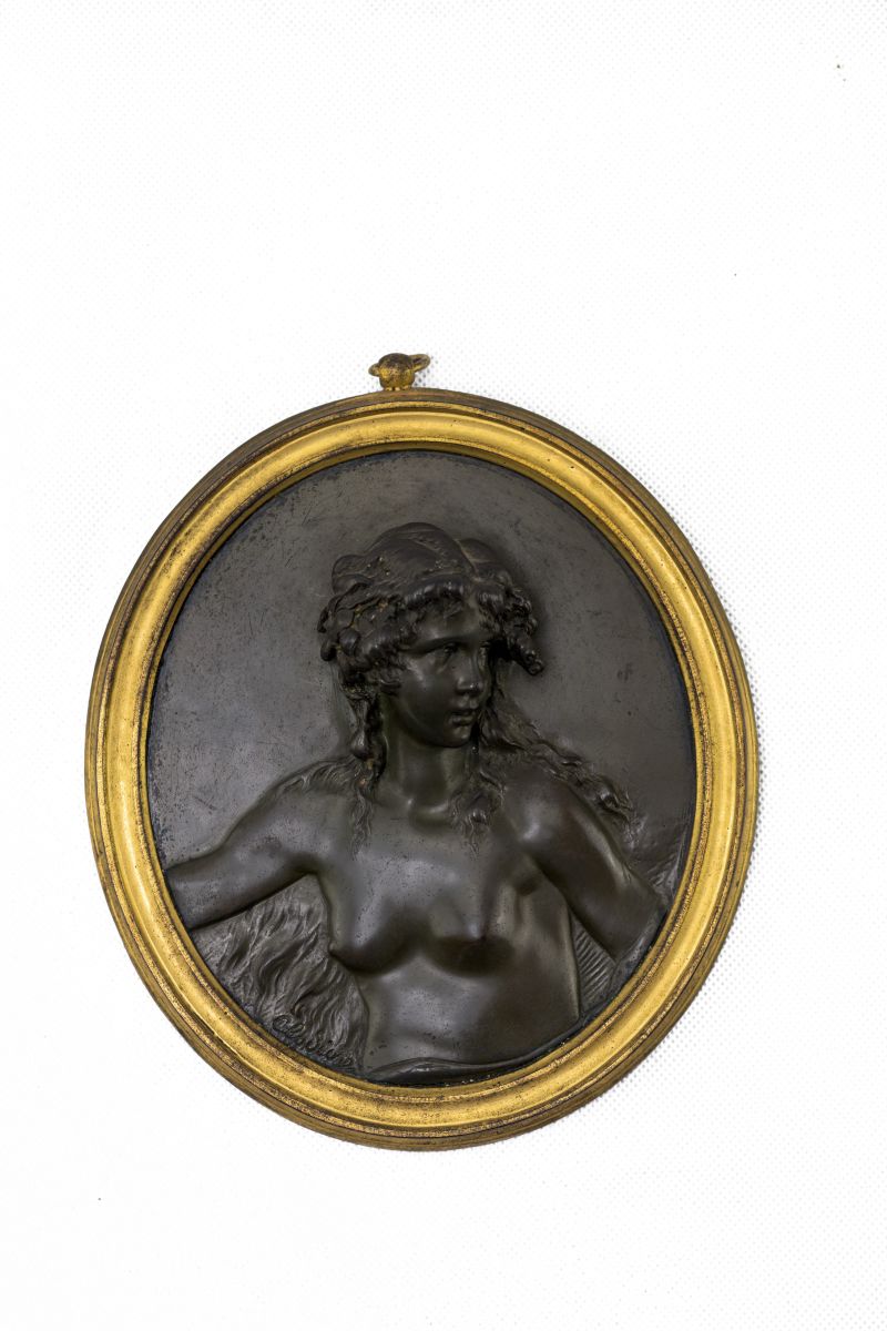 Bacchante tirée de l’œuvre en bas-relief "Le Triomphe de Galatée"