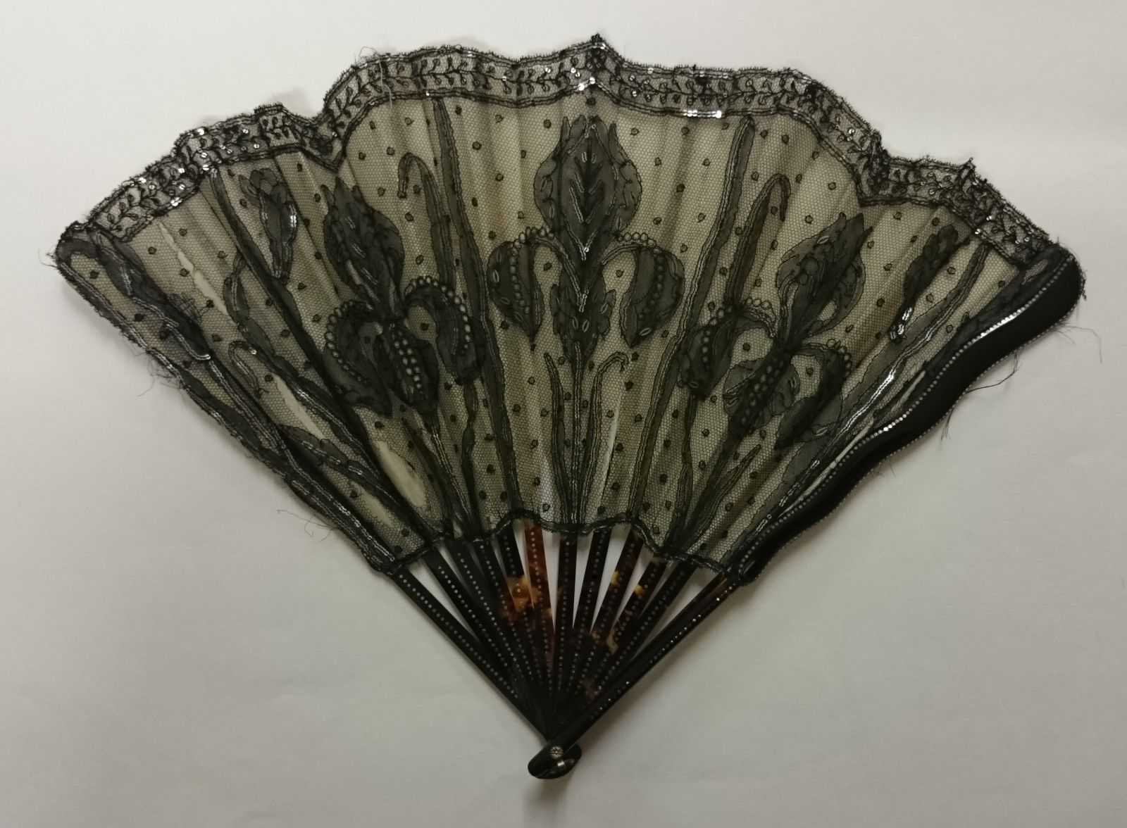 Éventail ayant appartenu à Julia Bartet