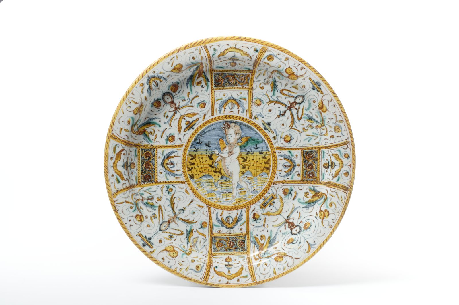 Faïence provenant de Faenza ou Urbino (Italie)