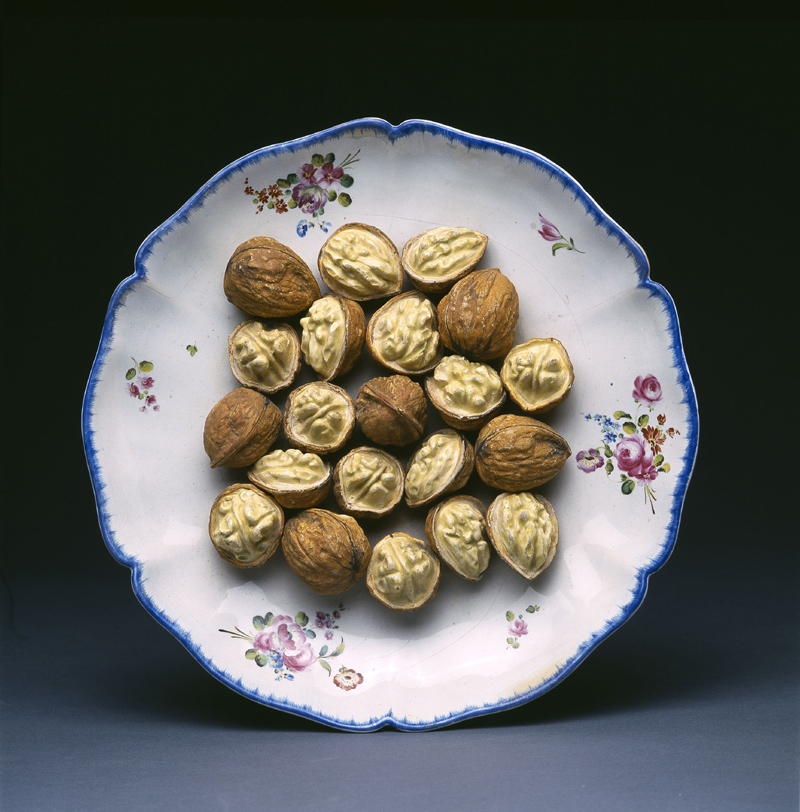 Coupe garnie de noix