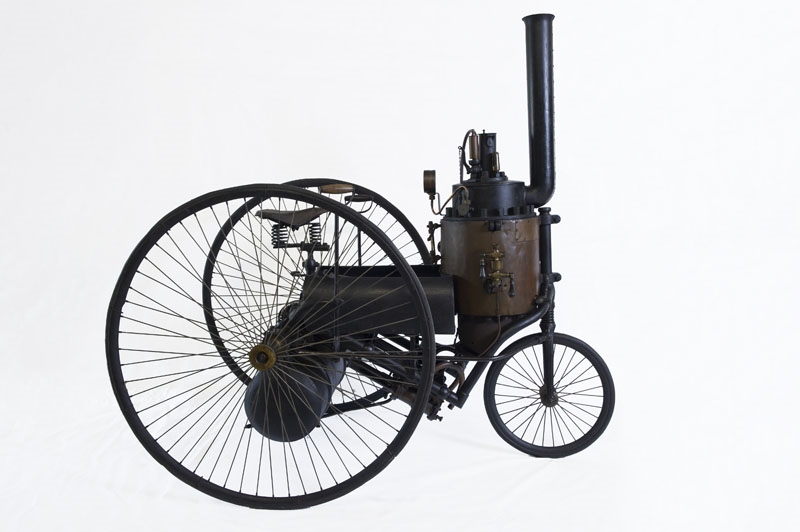 Tricycle à vapeur