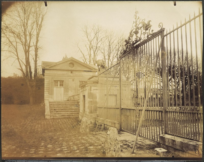 Sceaux. Parc. Entrée d'honneur. Portail et pavillon nord