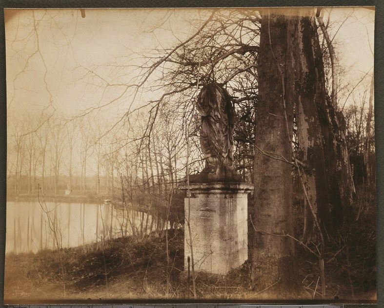 Sceaux. Parc. Bassin de l'Octogone. Statue : La Paix des Grecs