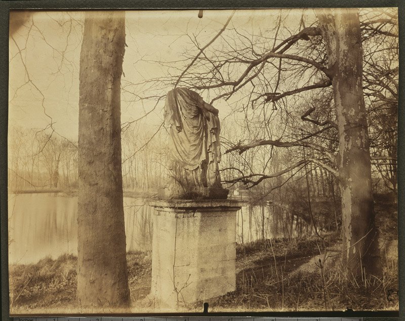 Sceaux. Parc. Bassin de l'Octogone. Statue : La Paix des Grecs
