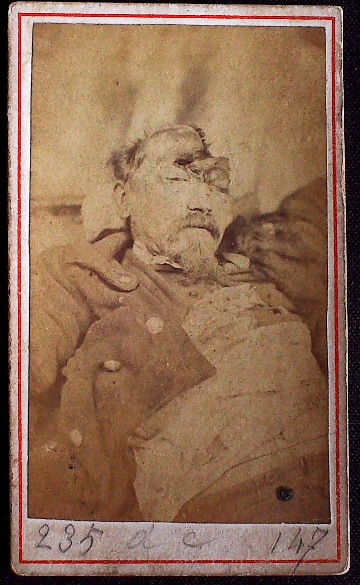 Cadavre de Communard, Leroullan